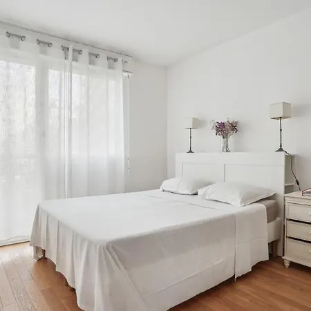 شقة And Bright Flat Near Eiffel Tower باريس